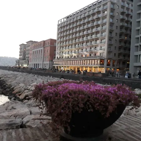 La Mansarda Verde Naples Exterior photo